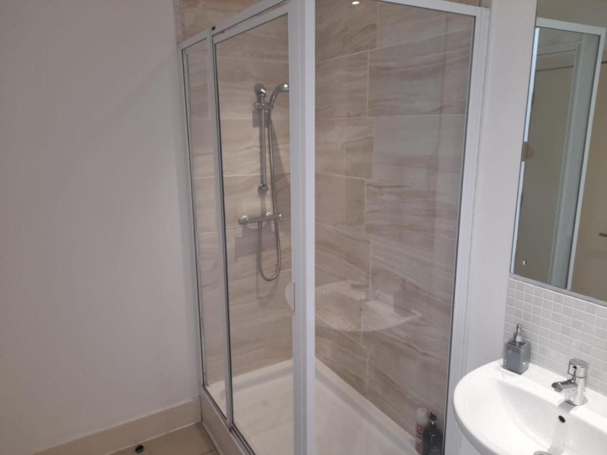 Serviced In Centre - Free Parking - Balcony - By Happy Days * Liverpool
